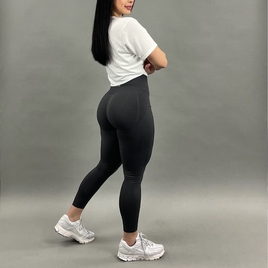 SculptFit Scrunch Legging